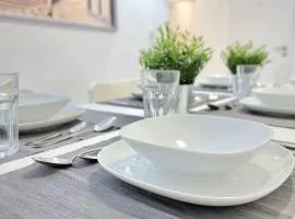 -CS24- 5 rooms apartment with balcony - IL01