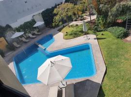 Guadalajara hermoso con Gym, Alberca, Billar, confortable y acogedor，位于瓜达拉哈拉的酒店