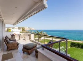 CoolHouses Algarve Luz, Ocean front 4 Bed house w/ pool, Casa da Pipa