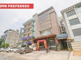 Townhouse 450 Dwarka，位于新德里的酒店