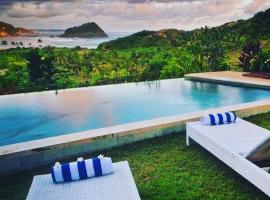 Blue Monkey Retreat Areguling Lombok，位于龙目岛库塔龙目国际机场 - LOP附近的酒店