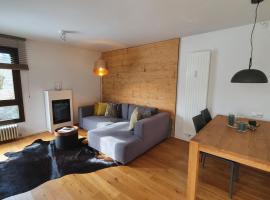 Bungalow mit Terrasse im alpinen Stil，位于施利尔塞的酒店