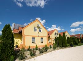 Ponty-Lak Panzió，位于Dávod的酒店