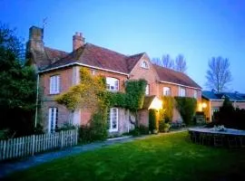 Bridge Farmhouse - Eight ensuite bedrooms