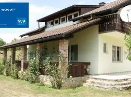 Apartman "BOGUT"