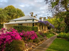 Bartholomeus Klip Farmhouse，位于Hermon的酒店