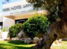 桑特利亚公园酒店，位于法萨诺的酒店