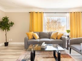 ENTIRE 2 BEDROOM APARTMENT DOWNTOWN - u3，位于滑铁卢的酒店