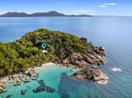 Doorila Beach House，位于Bedarra Island的酒店