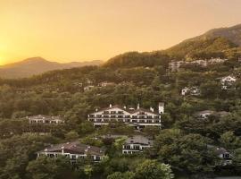 Club ES Jecheon Resort，位于堤川市大道寺附近的酒店