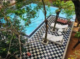 AliKele Hotel & Resort，位于锡吉里亚的酒店