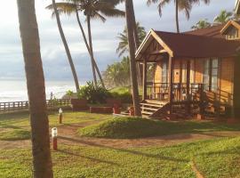 Blue Water Beach Resort，位于瓦尔卡拉的酒店