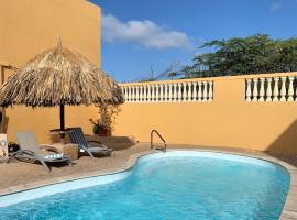 Montana Eco Resort Aruba，位于奥拉涅斯塔德的酒店