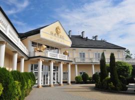 Pałac Royal，位于热舒夫的酒店