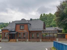 RESTAURANT A PENZION V GRUNTĚ，位于兹拉特霍里的酒店