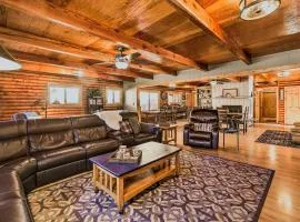 Dog-Friendly Kings Beach Log Cabin with Hot Tub!