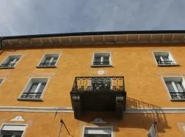 Casa Gialla