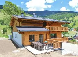Chalet in ski area in Saalbach-Hinterglemm