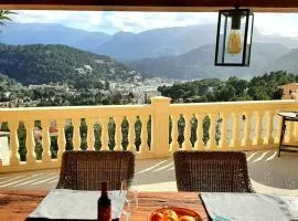 Casa Sol with private terrace, garden, pool, beautiful view