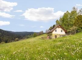 Holiday home in Sankt Andrae near Lake Klopeiner，位于Reisberg的度假短租房