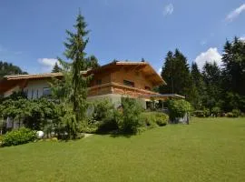 Apartment in W ngle Tyrol with Walking Trails Near