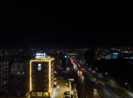 Star Hill Hotel & Spa，位于普里什蒂纳普里什蒂纳国际机场 - PRN附近的酒店