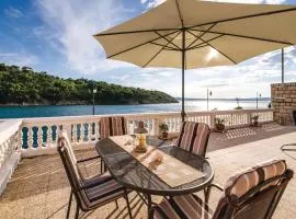 4 Bedroom Gorgeous Apartment In Novigrad