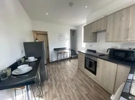 Comfortable 4-Bedroom House in Swadlincote