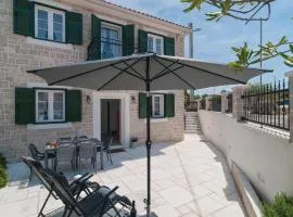 Beautiful Home In Primosten With 2 Bedrooms And Wifi