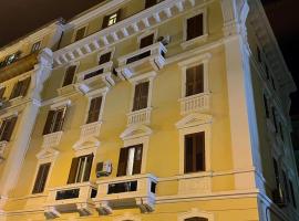 Blue & Grey downtown Foggia，位于福贾的旅馆