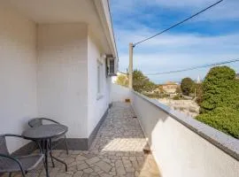 3 Bedroom Stunning Home In Senj