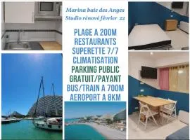 Studio Apartment between Nice and Cannes - Marina baie des Anges - Beach, restaurants, shops - tea/coffee/sugar/bed linen and towels