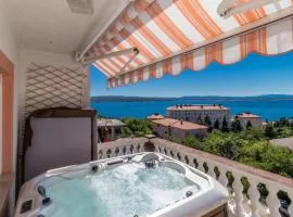 Beautiful Apartment In Crikvenica With Jacuzzi