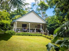 Romantic Cottage, Tamborine Mountain，位于谭伯连山的酒店