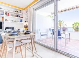 Stunning Apartment In La Herradura-almuecar With Kitchen