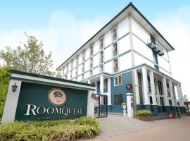 RoomQuest Rojana Industrial Estate area，位于Ban Nong Phai的酒店