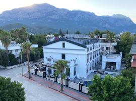 MİYAS LUXURY HOTEL，位于凯麦尔的住宿