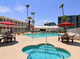 Motel 6 Old town Scottsdale Fashion Square，位于斯科茨的酒店