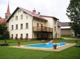 Droom b&b Čermná，位于Čermná的酒店