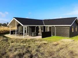 8 person holiday home in Hirtshals