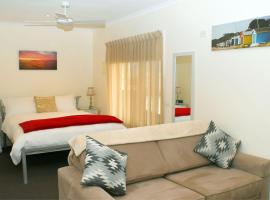 Dromana Beach Getaway，位于德罗马纳的酒店