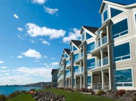 Beacon Pointe on Lake Superior，位于德卢斯的酒店