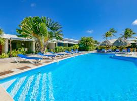 阿鲁巴蓝村公寓酒店，位于棕榈滩的浪漫度假酒店
