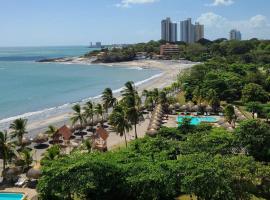 Fantastic Beach condo with pool and mountain views，位于新戈尔戈纳Pista de Aterrizaje Chame附近的酒店