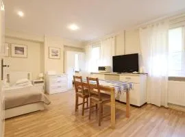 Wood Creek Apartments