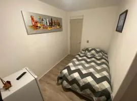 HABITACION SINGLE baño privado