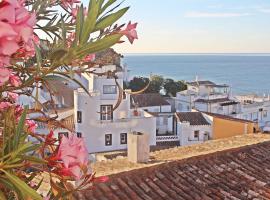 Burgau Charming House Villa，位于布尔高的乡村别墅