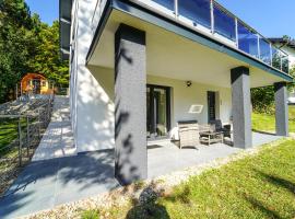 Behagliches Cottage mit Kamin mitten im Wald，位于Feichtenbach的酒店
