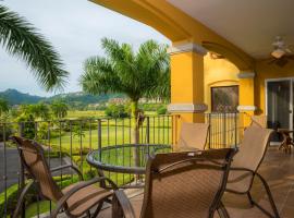 Los Suenos Resort Del Mar 5F golf views by Stay in CR，位于赫拉多拉的酒店