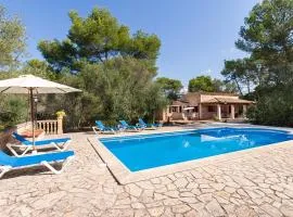 Sa Rota de Ca'n Blan by Sealand Villas